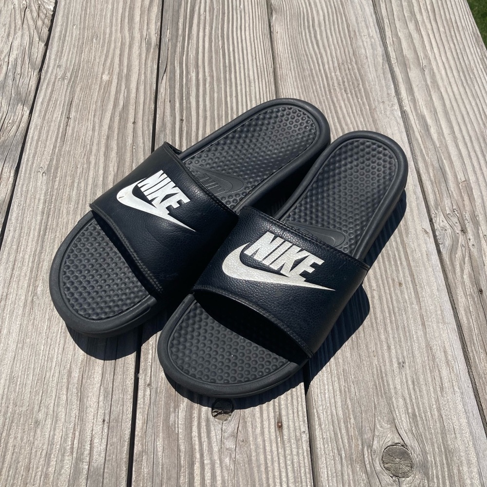 Nike slides